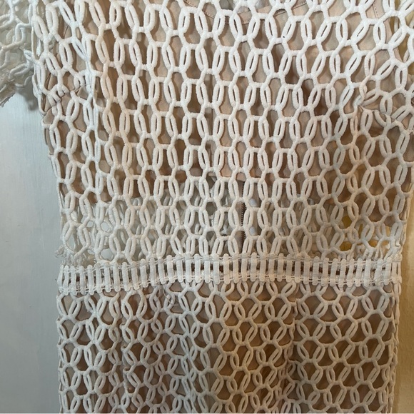 White Soleblu dress with tan lining. Size small.  Zipper on back. - Picture 3 of 12